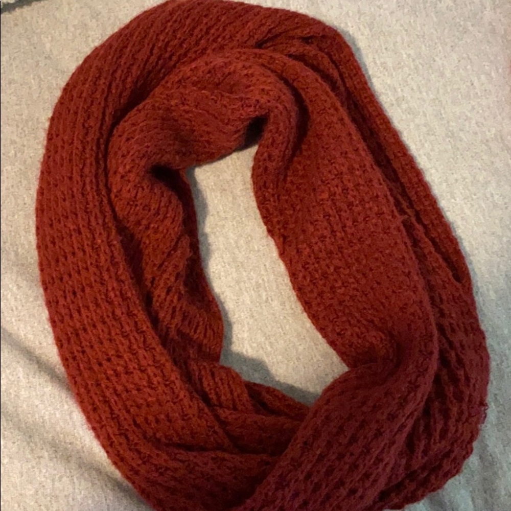 Maroon knit infinity scarf